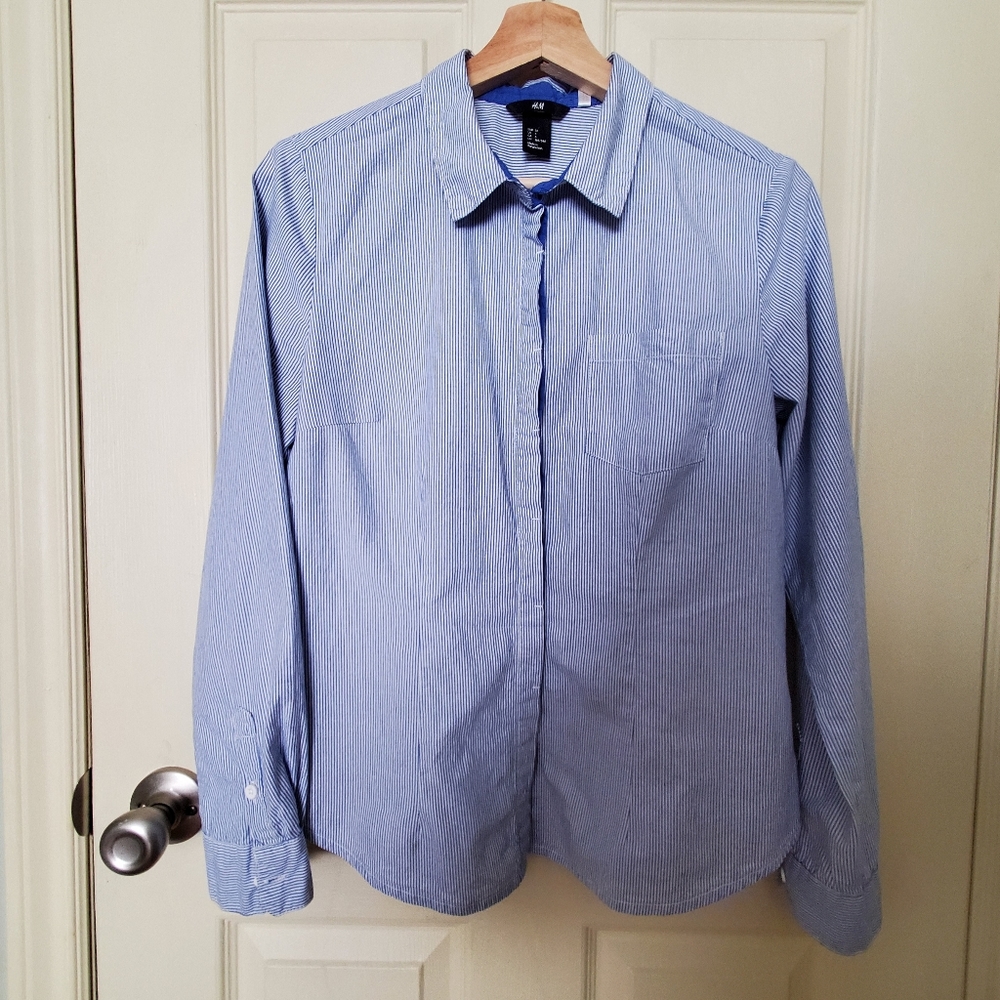 H&M button down long-sleeved shirt